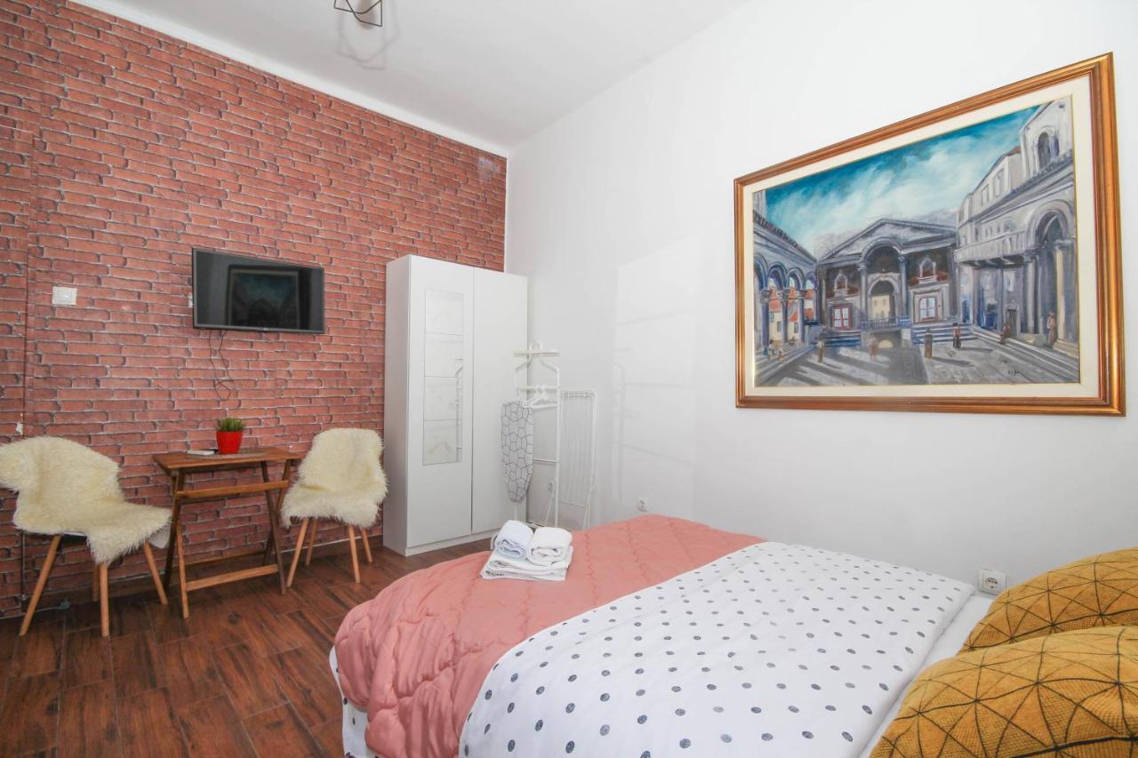 Fab 'N' Chic Apartments Split Exterior photo