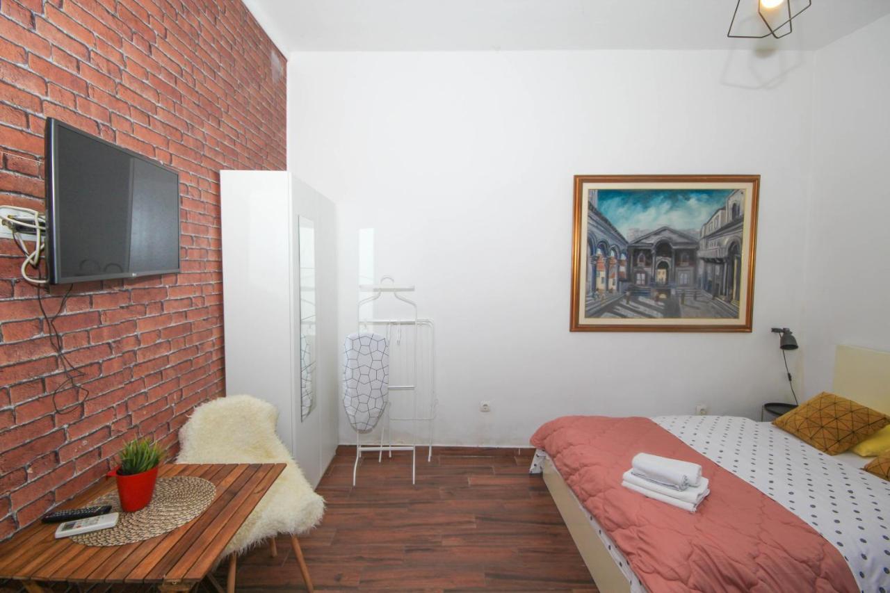 Fab 'N' Chic Apartments Split Exterior photo