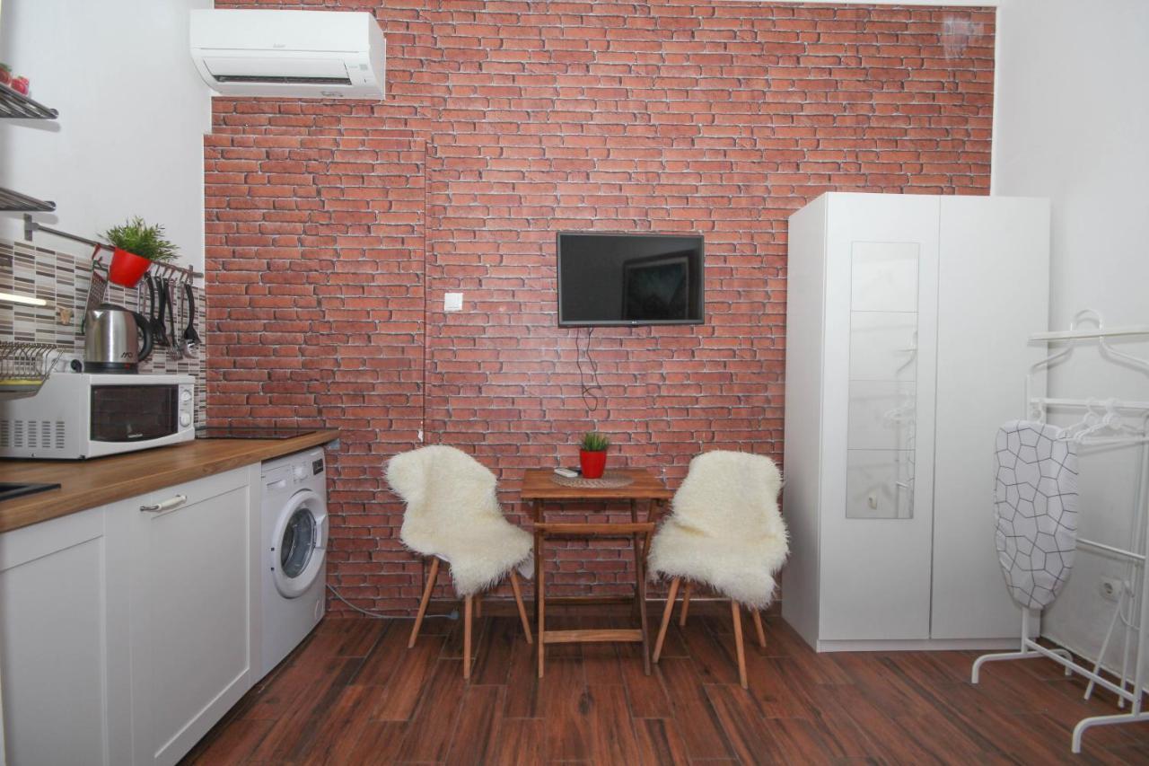 Fab 'N' Chic Apartments Split Exterior photo