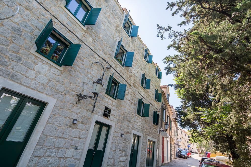 Fab 'N' Chic Apartments Split Exterior photo